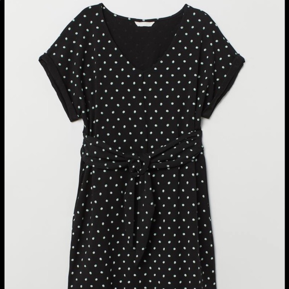 3 for 25! 🌻H&M polka dot tie-waist dress🌻 - Picture 2 of 7